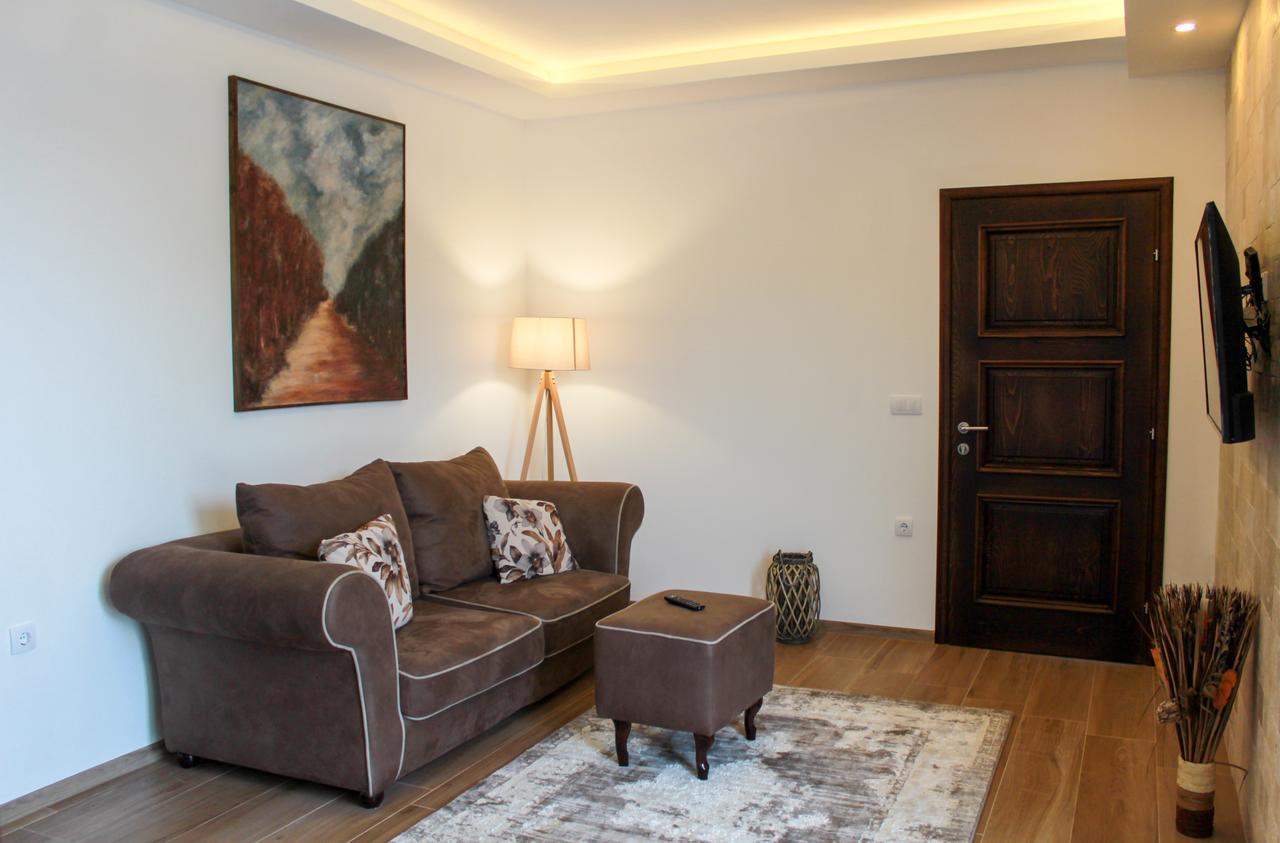B&B Lovac Azurina Ulcinj Exterior foto